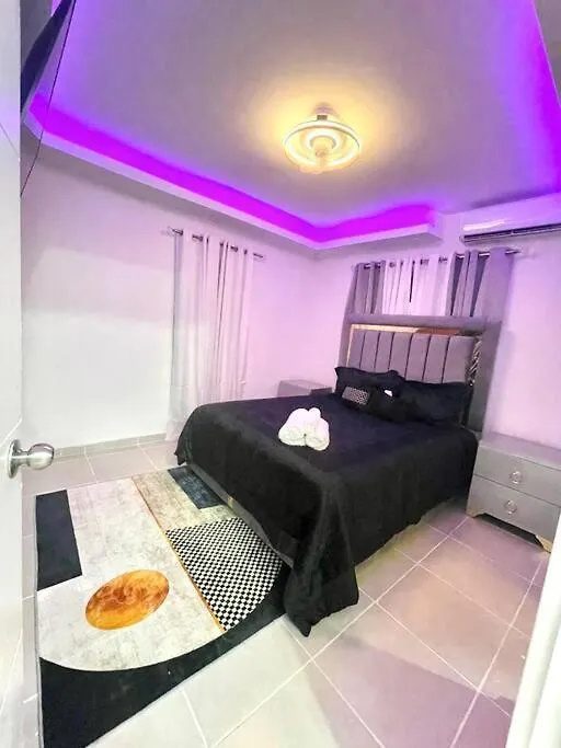 Modern And Cozy 3-Bedroom Apartment In Santo Domingo