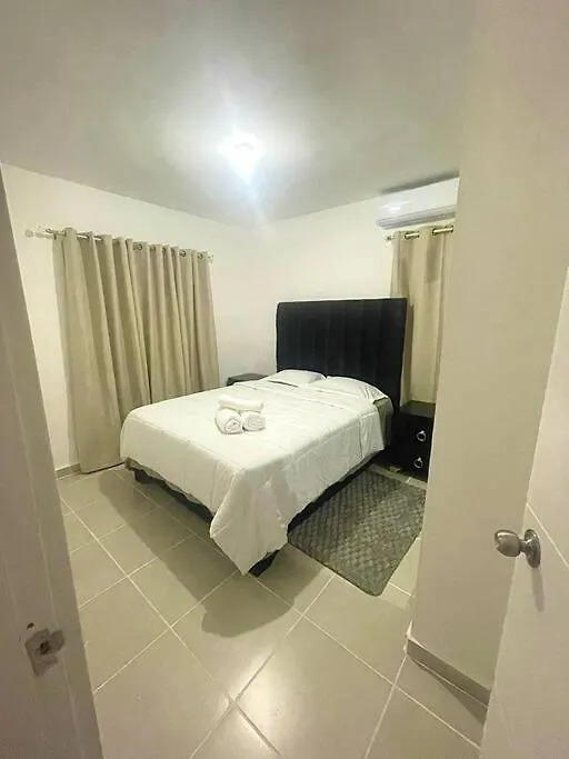 Modern And Cozy 3-Bedroom Apartment In Santo Domingo